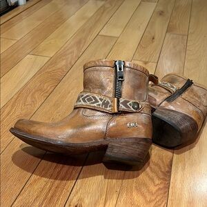 BED STU Brown Leather Ankle Boots with Patterned Strap